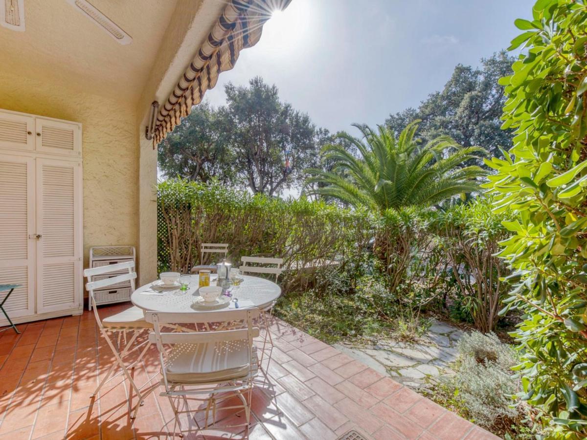Studio Val Des Chenes-7 By Interhome Cavalaire-sur-Mer Bagian luar foto